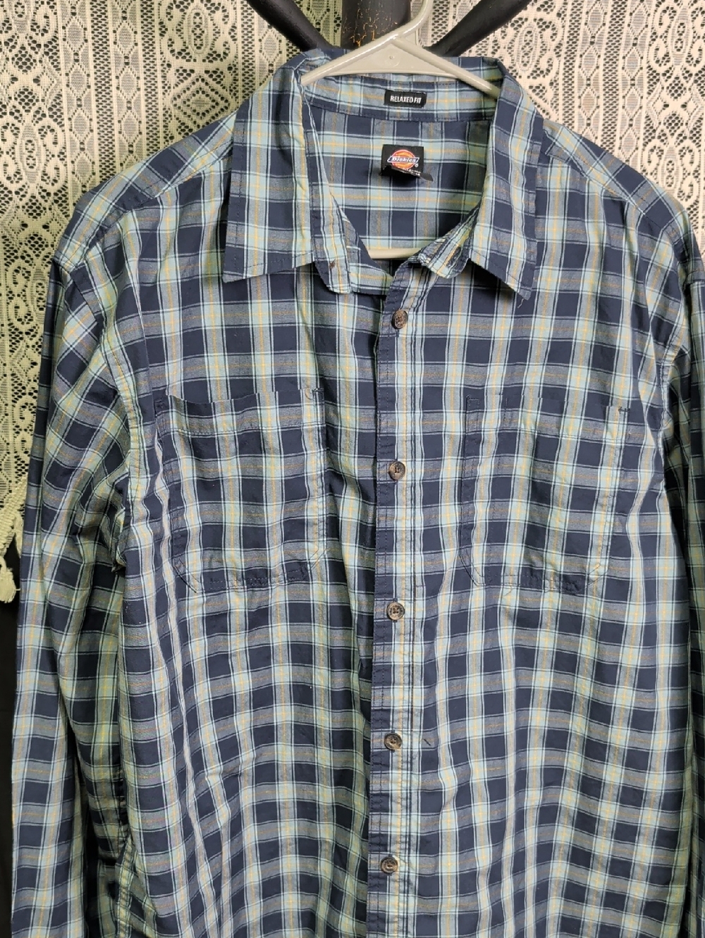 Dickies Men's Medium Button Front Shirt M Plaid Relaxed Fit